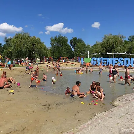 16 아파트 기에네스디아스