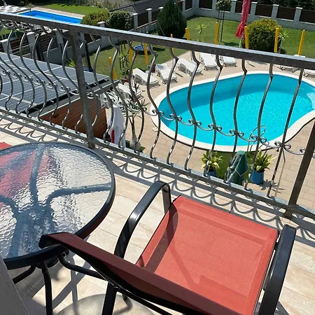 16 Apartment *