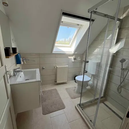 아파트 16 기에네스디아스